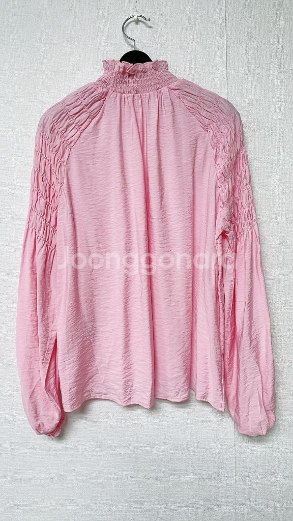 르블랑페이우 프릴 블라우스--2