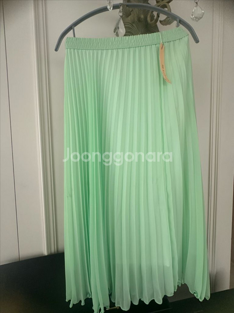 플리프스커트 새상품--1