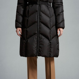 몽클레어 제니시아트