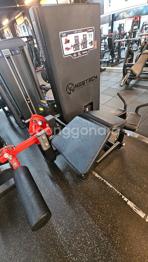 몇달안된 뉴텍 온힘 핀머신 하이로우 등 팝니다.--1