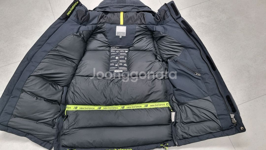 뉴발란스 구스다운 패딩 팝니다. 거위털 패딩--4