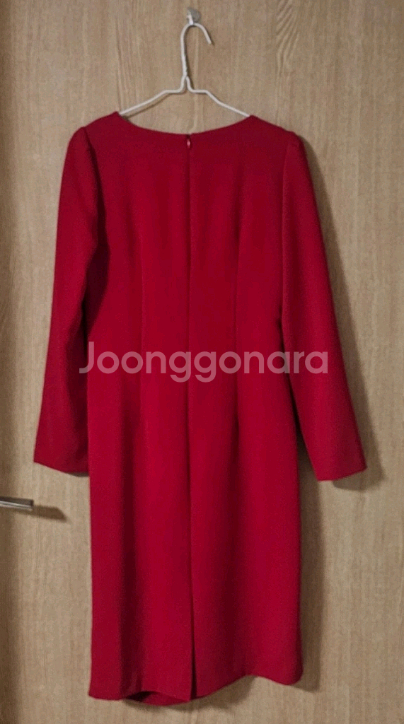 레드 롱슬리브 M사이즈 원피스--1