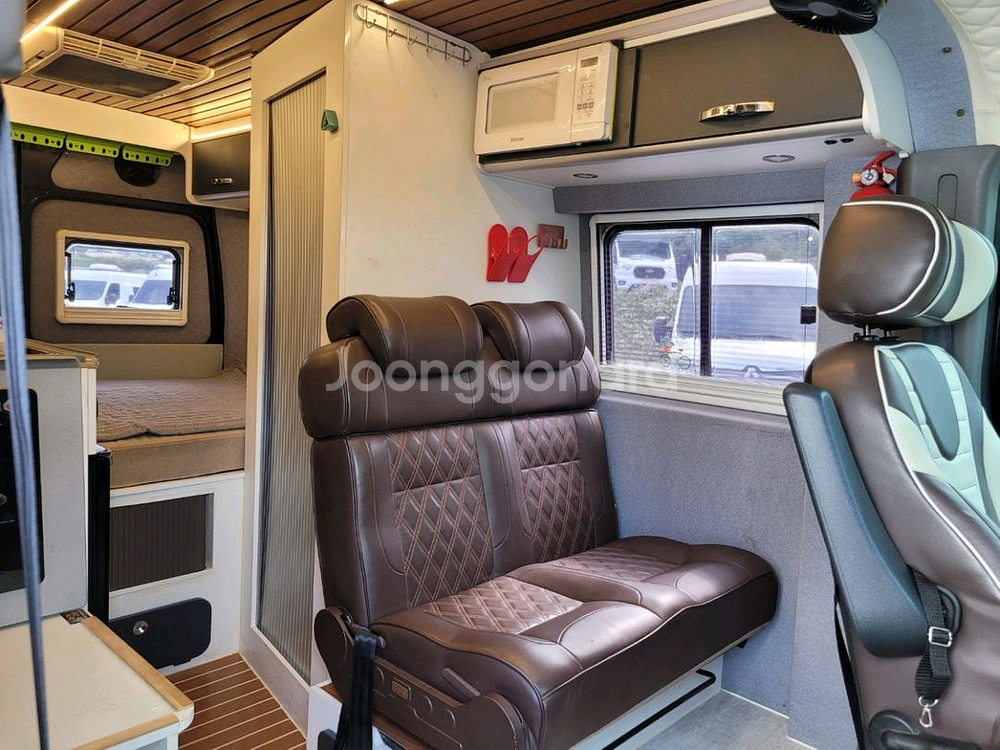 서밋 르노마스터 포리치S 캠핑카판매--4