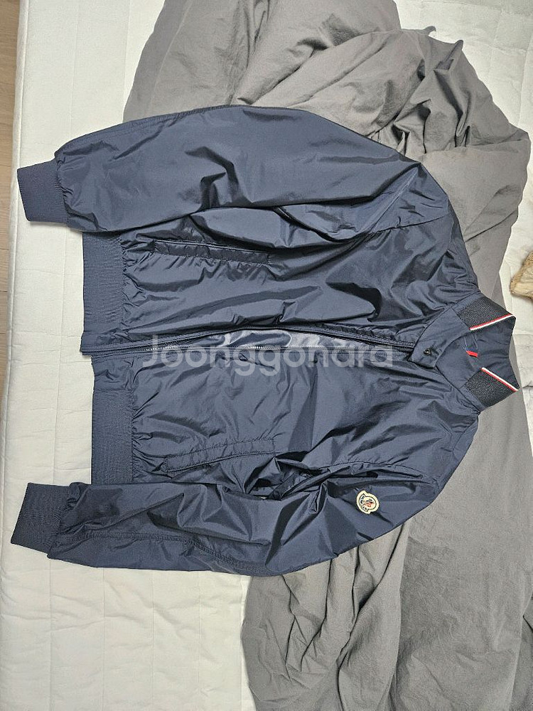 몽클레어 레페 네이비 3사이즈--0