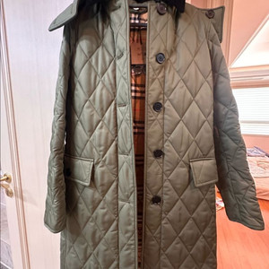 버버리 퀼팅 정품 새상품 데래햄