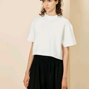 CFCL 크롭 티셔츠,이세이미야케 플리츠플리즈