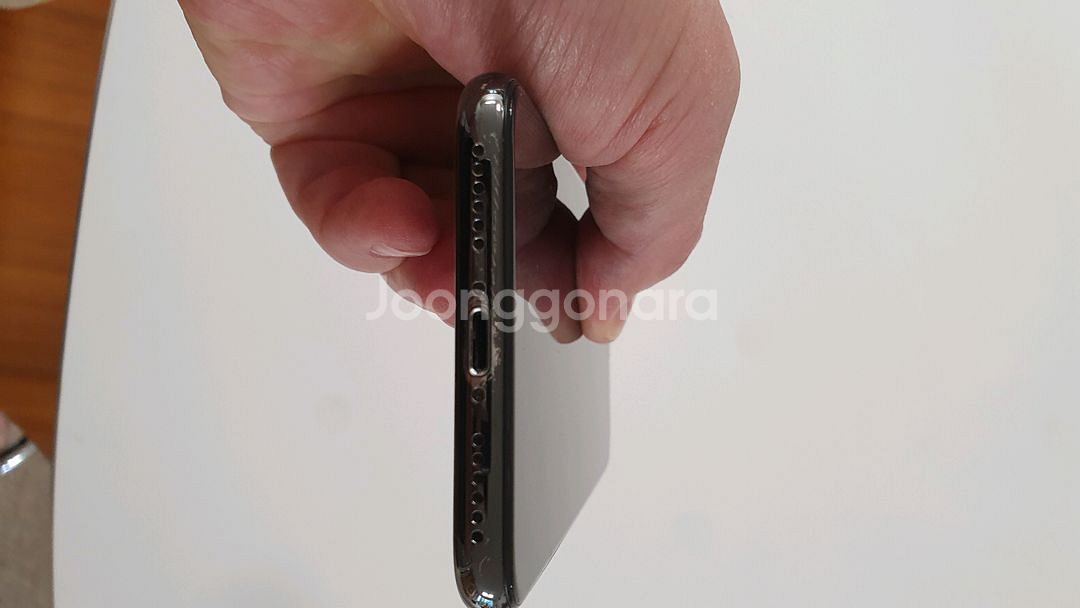 아이폰X 블랙 256기가 팝니다--6