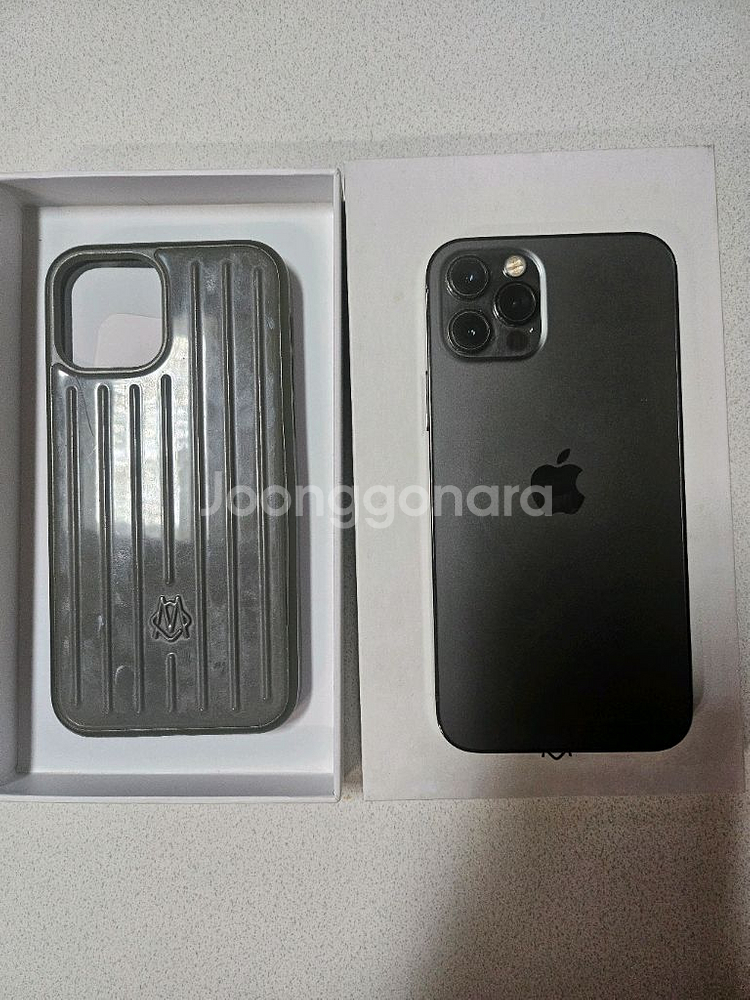 아이폰12프로 리모와 정품케이스 포함--1