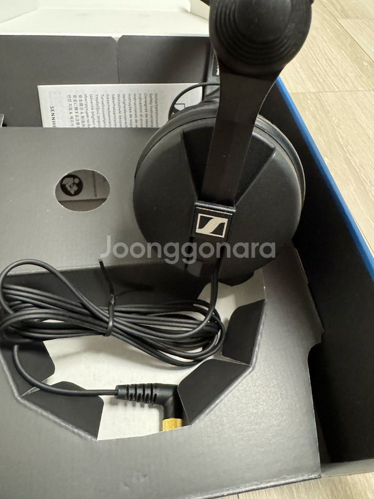 젠하이저 hd25 거치대포함 새상품 정품--1