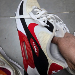 나이키 에어맥스 90. 275