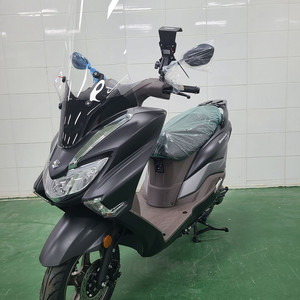 스즈키 버그만 125 배달오토바이