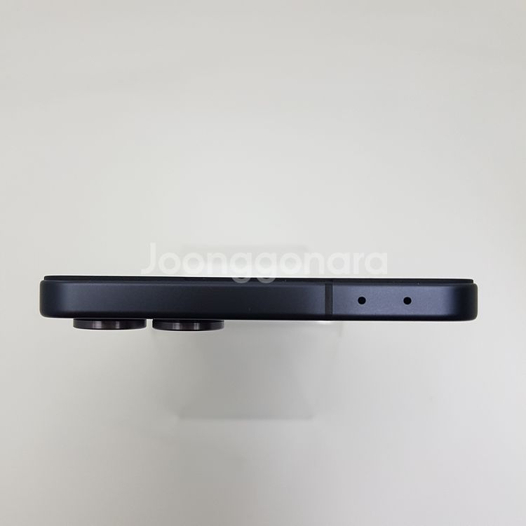 갤럭시 Z플립7 (F766) 256기가 S급 풀박--3