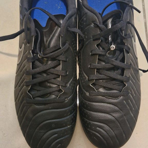 나이키 티엠피 풋살화 285