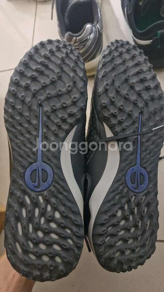 나이키 티엠피 풋살화 285--2