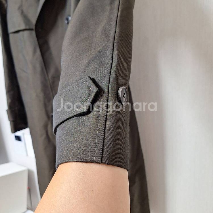 DKNY 더블 라인 트렌치 코트--1