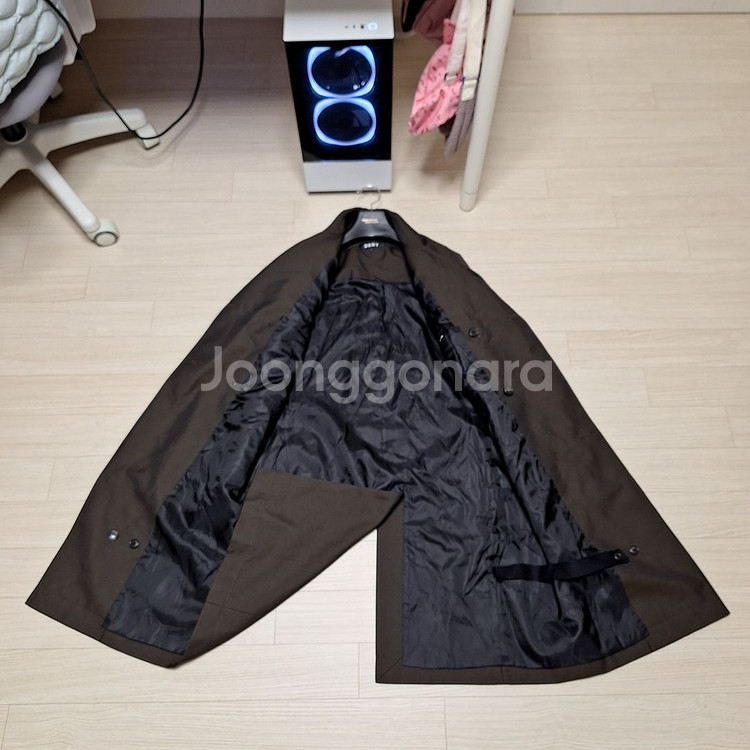 DKNY 더블 라인 트렌치 코트--4