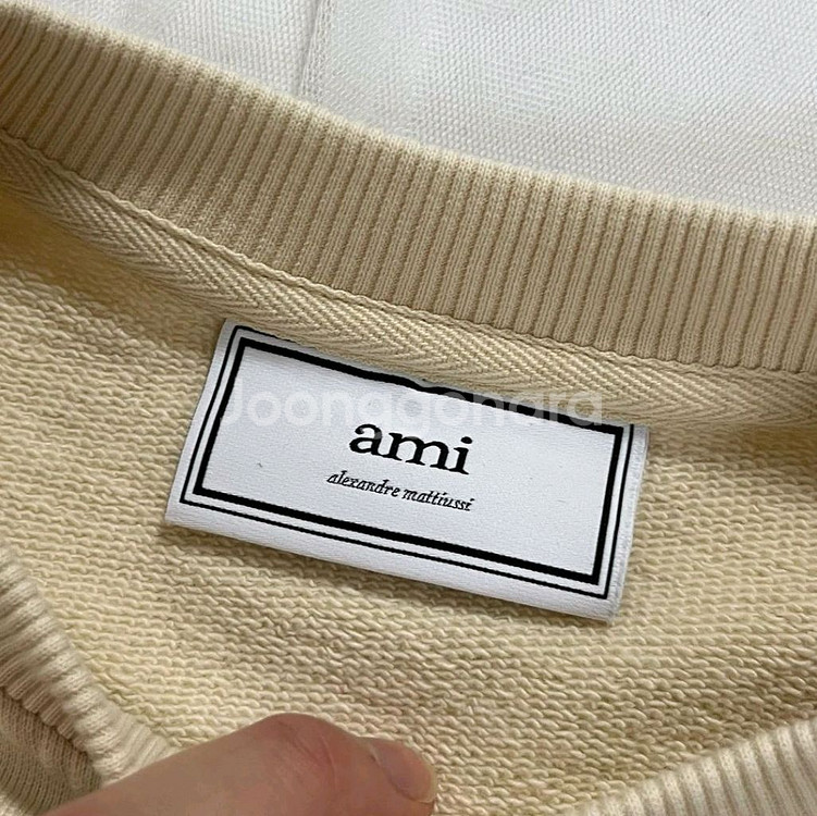 아미 크롭 여성 맨투맨 스웻 셔츠--6