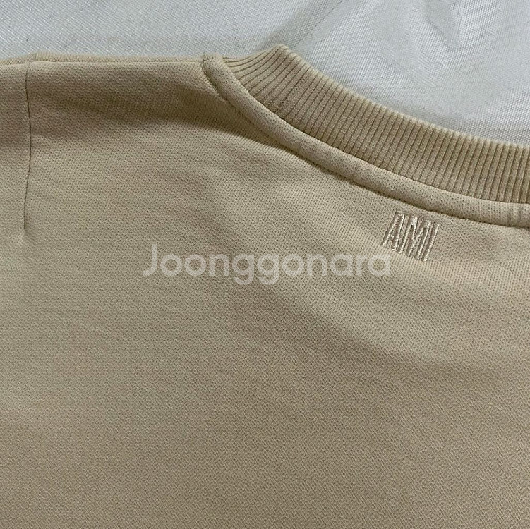 아미 크롭 여성 맨투맨 스웻 셔츠--7