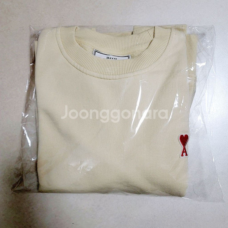 아미 크롭 여성 맨투맨 스웻 셔츠--8