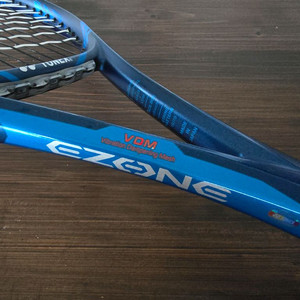 요넥스 이존 테니스라켓