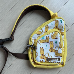 킨더스펠 치타가방