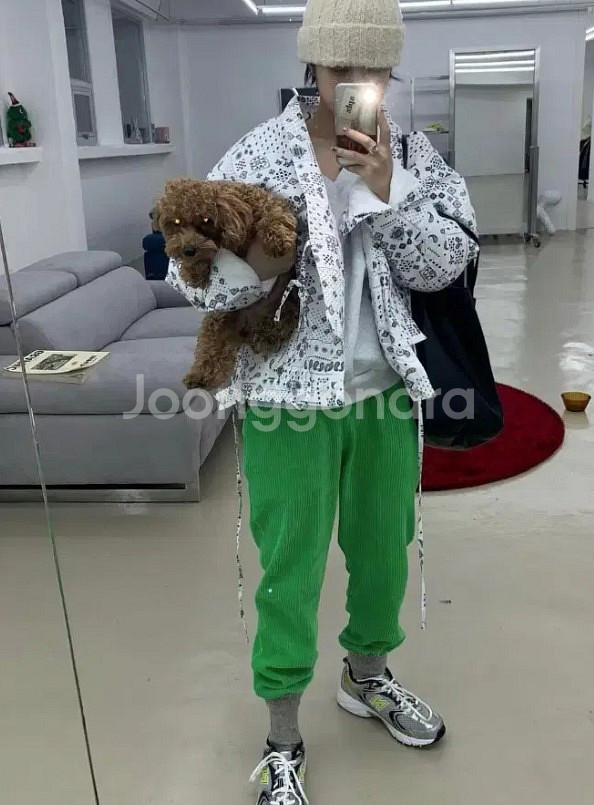 에이플리즈 페이즐무늬 솜자켓 프리사이즈--0