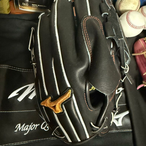 미즈노 하가재팬 스피드레보 투수글러브