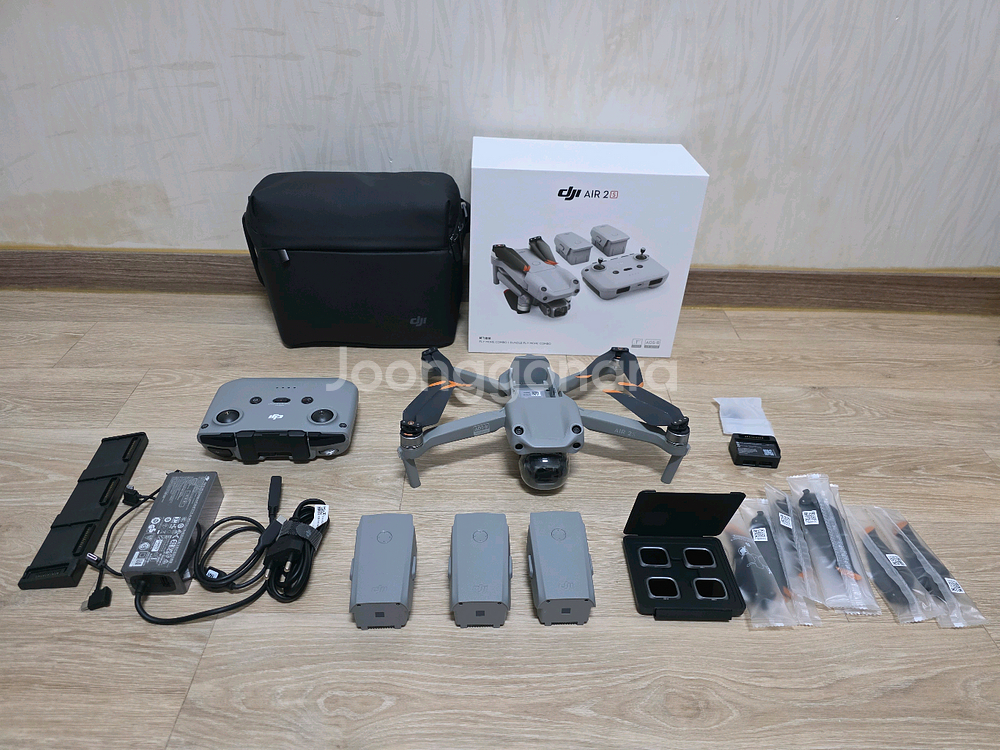 DJI 에어2S 플라이 모어 콤보--0