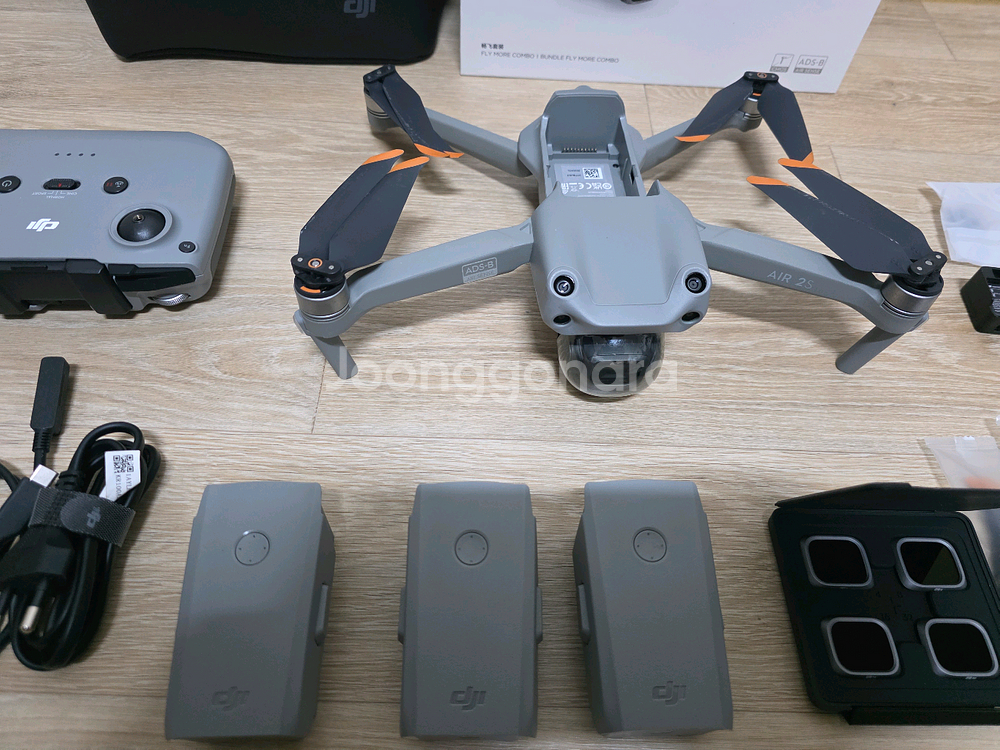 DJI 에어2S 플라이 모어 콤보--3