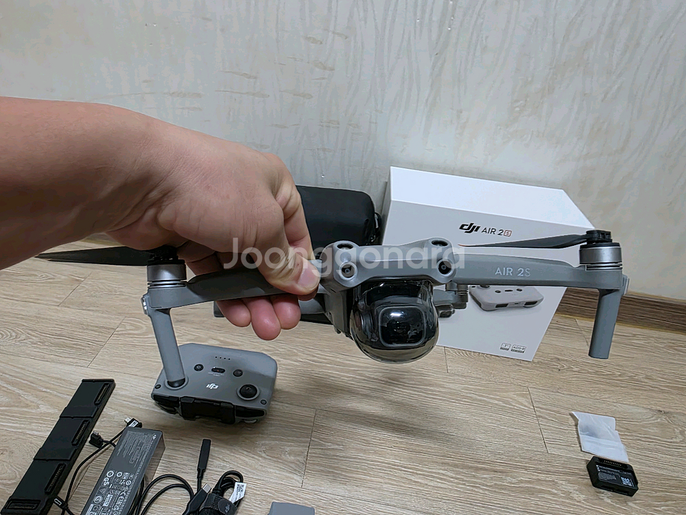 DJI 에어2S 플라이 모어 콤보--5