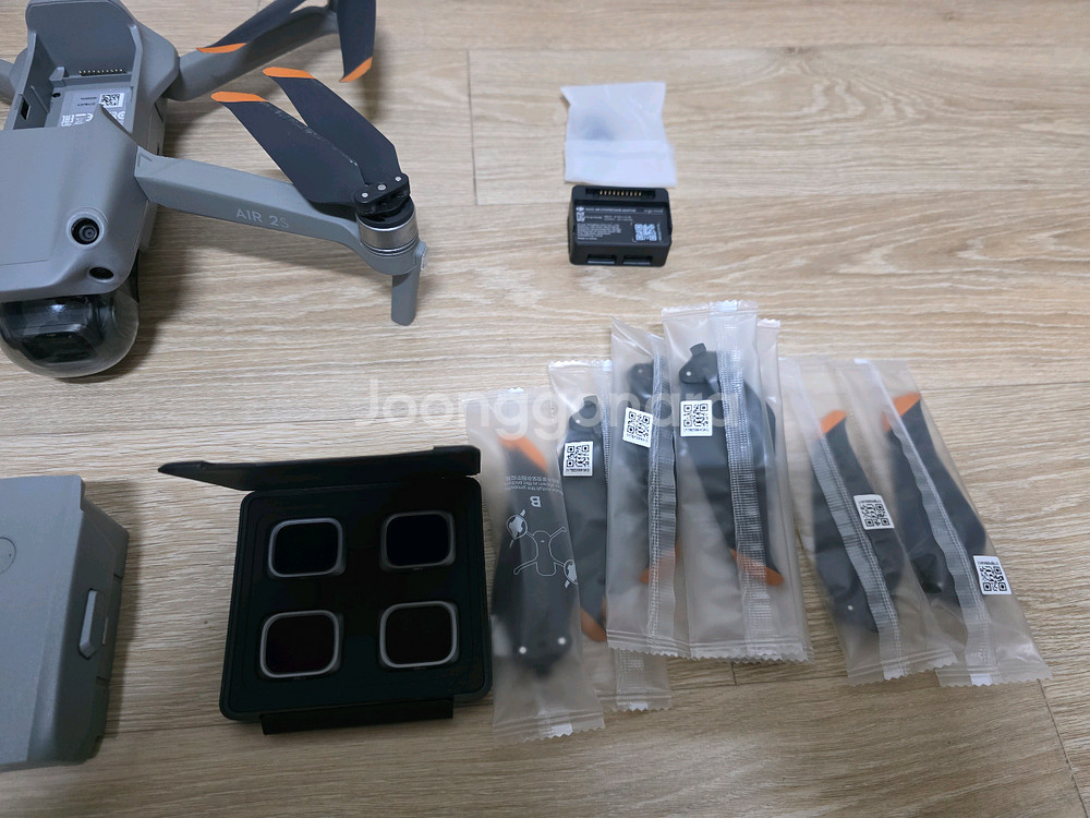 DJI 에어2S 플라이 모어 콤보--6