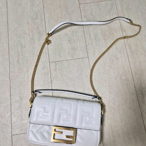 펜디 미니 바게트백