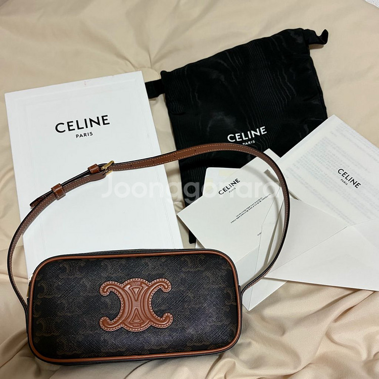 셀린느 퀴르 트리옹프 미니 카메라 숄더백--2