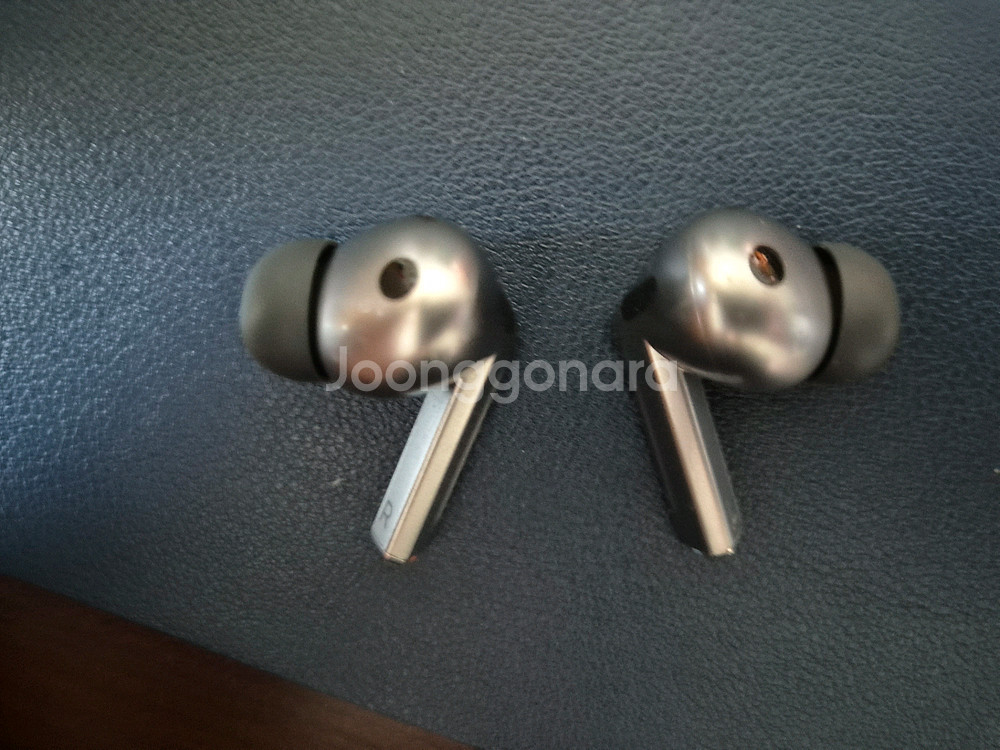 버즈3프로 실버 이어버드(R/L)--1