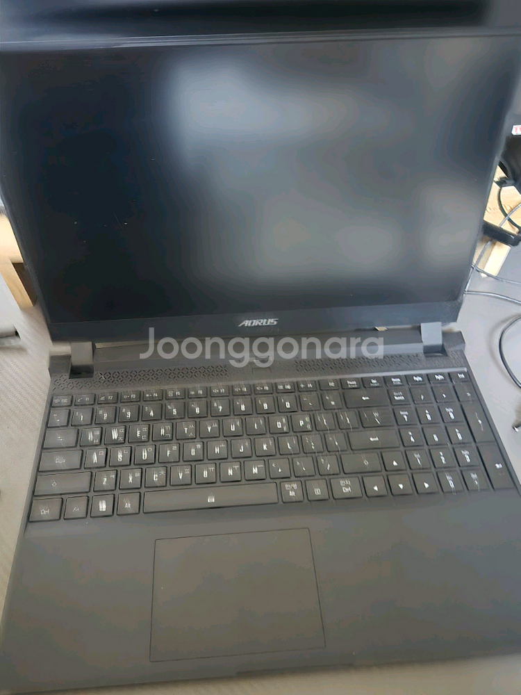 기가바이트 15p xd 게이밍노트북--1