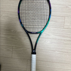 요넥스 브이코어프로97D 2그립 팝니다