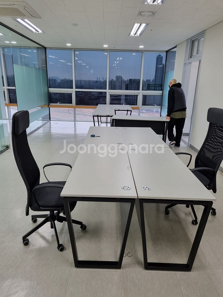 [신품]멜론책상 사무용책상 강남전시장 사무용가구--1