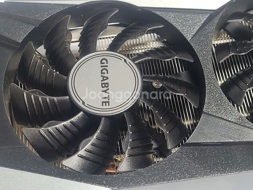 기가바이트 RTX 3070 게이밍 oc 8GB--2