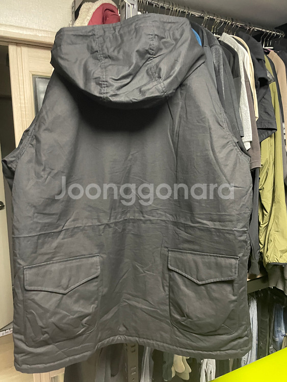 유니클로 엔지니어드 가먼츠 유틸리티 자켓 블랙 L--1