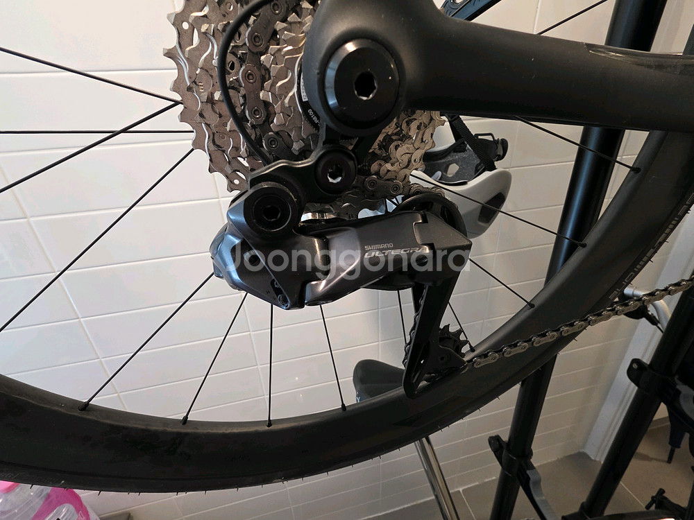 폴리곤 a8x 풀카본 울테di2 로드자전거 M사이즈--1