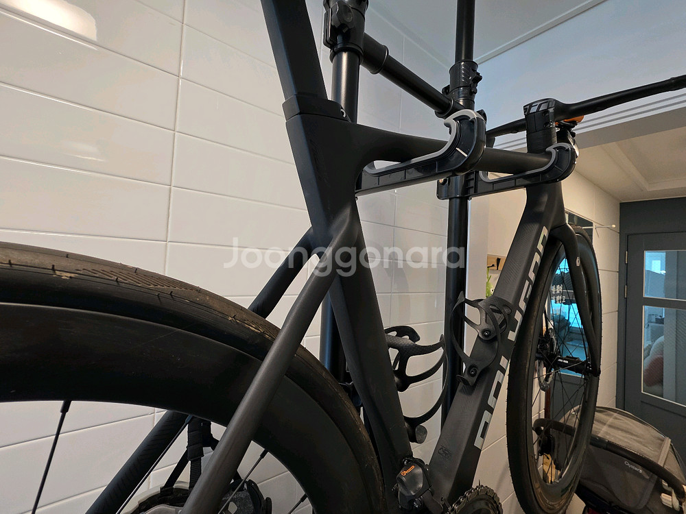 폴리곤 a8x 풀카본 울테di2 로드자전거 M사이즈--4