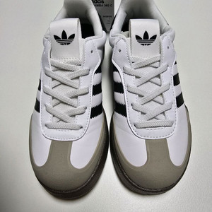 아디다스키즈 삼바360 200 새상품