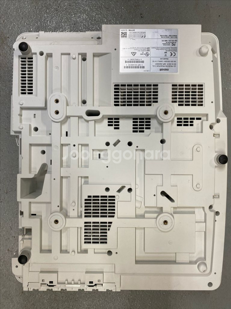 빔프로젝터(레이저) 판매 합니다.(절충가능)--7