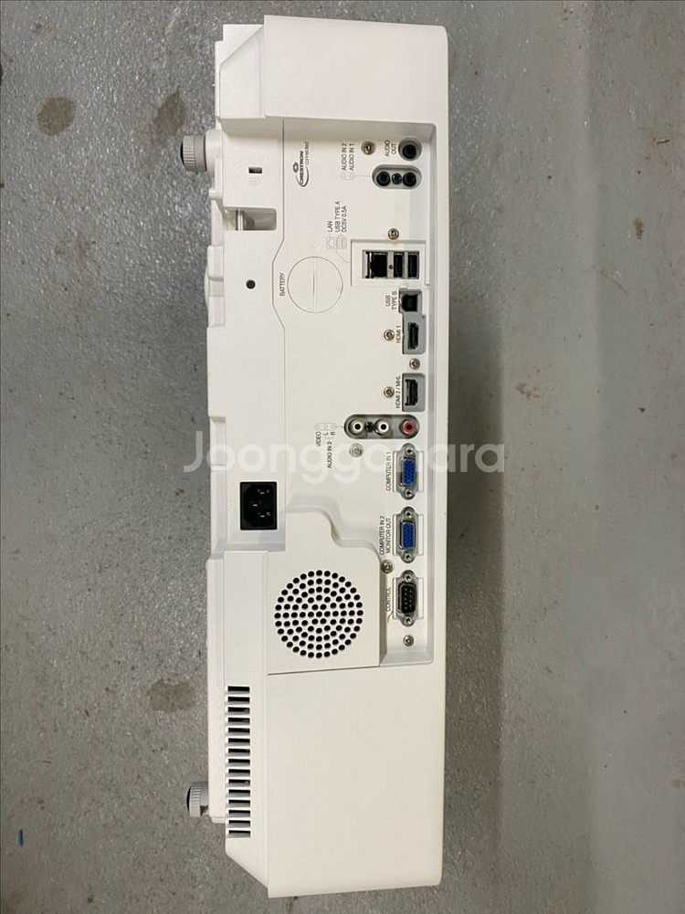 빔프로젝터(레이저) 판매 합니다.(절충가능)--9