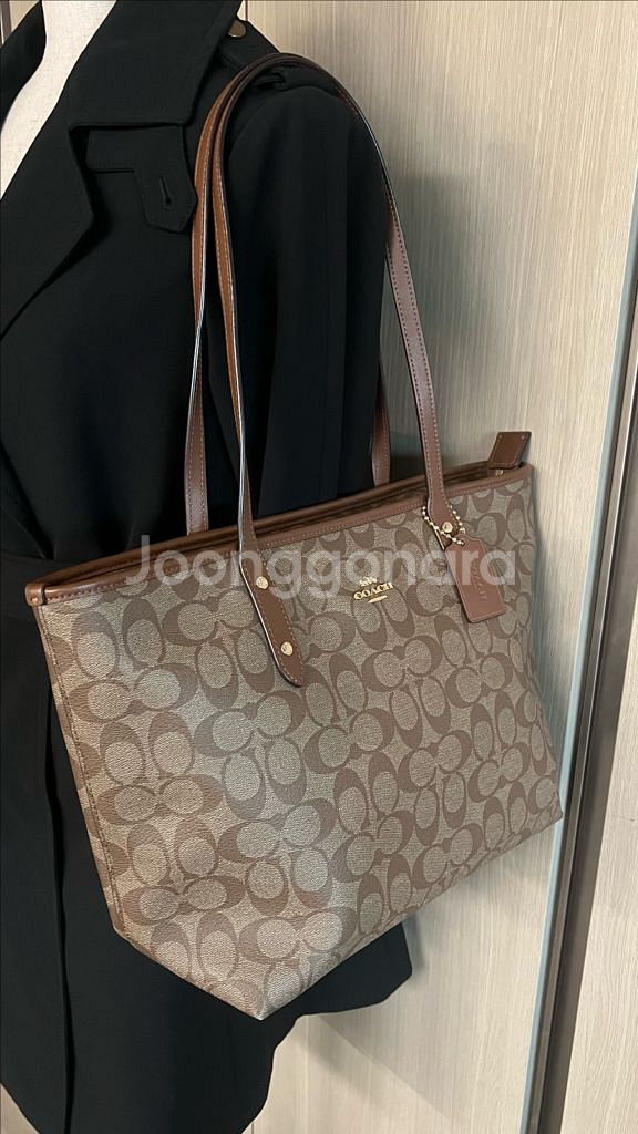 coach 코치 시그니처 브라운 토트백 쇼퍼백 숄더백--2