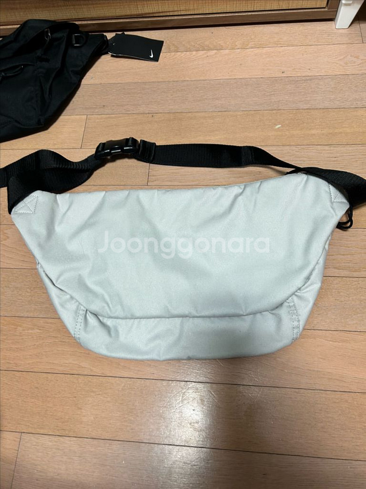 나이키 테크 힙팩 힙색 웨이스트백 슬링백--1