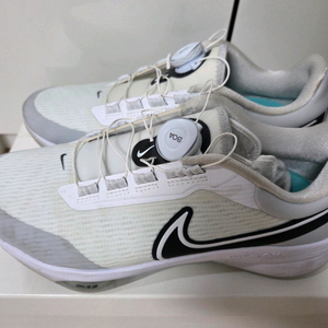 나이키 골프화 판매합니다.