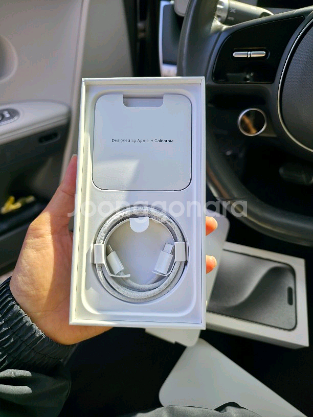 아이폰15프로맥스512 리퍼 후 새상품 화이트--3