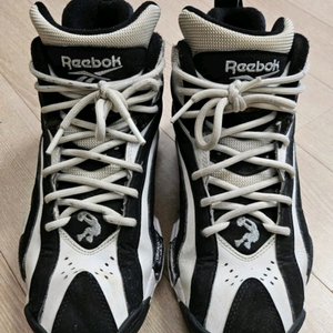 리복 샤크노시스 245사이즈