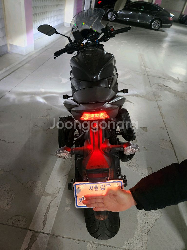 스즈키 GSX-S1000 올블랙, 짧은키로수 판매--2